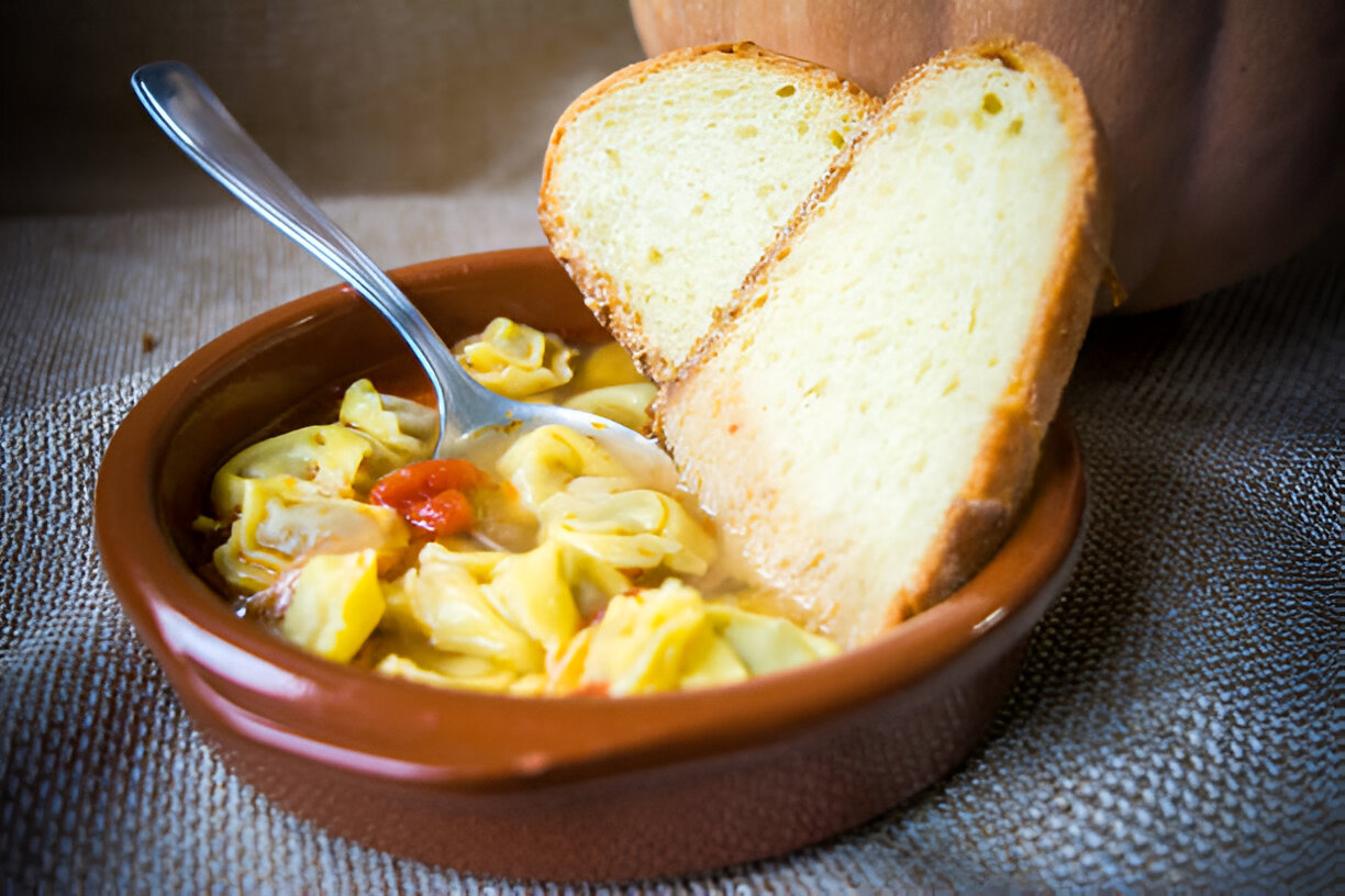 Caprese Chicken Gnocchi Soup