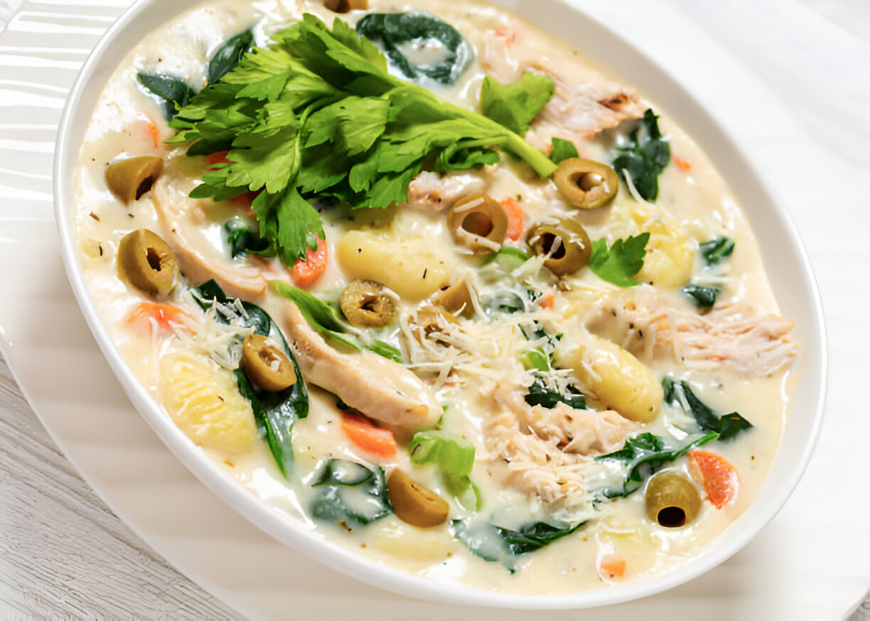 Olive Garden Chicken Gnocchi Soup