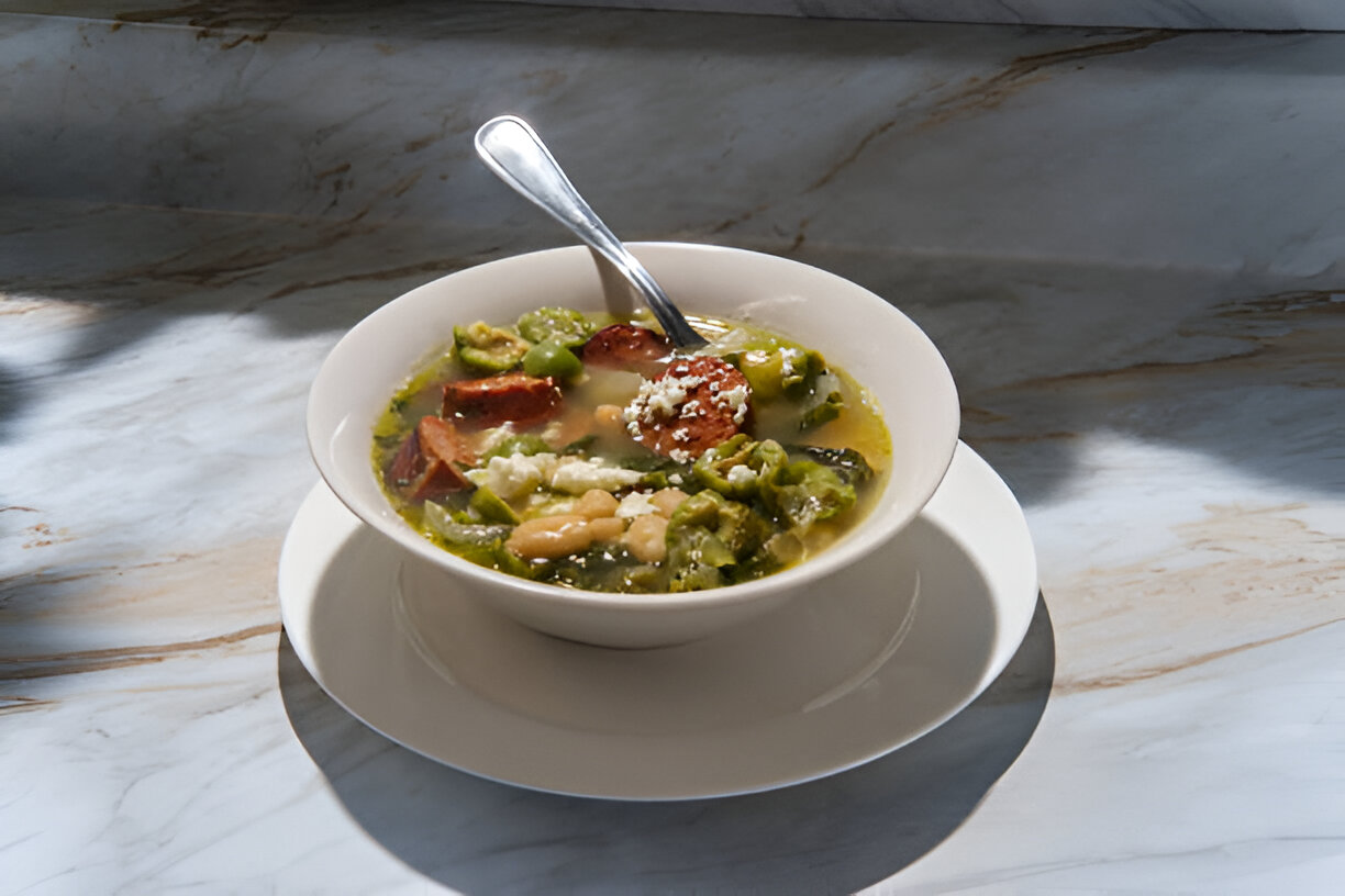 Pesto Rice & Bean Soup