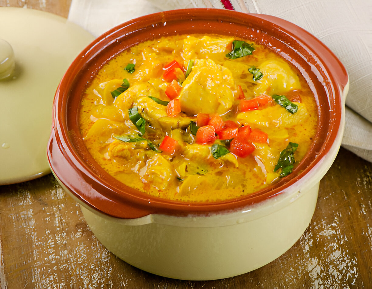 slow cooker yellow chicken curry