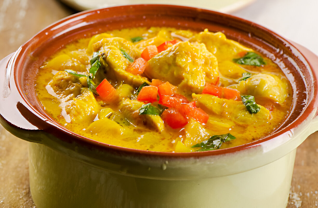 slow cooker yellow chicken curry