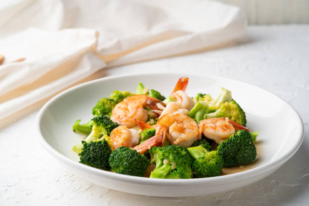 Shrimp and Broccoli Stir Fry in Garlic Sauce