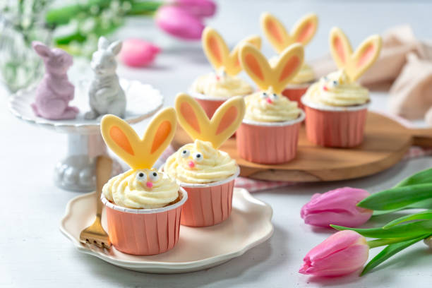 easter bunny cupcakes