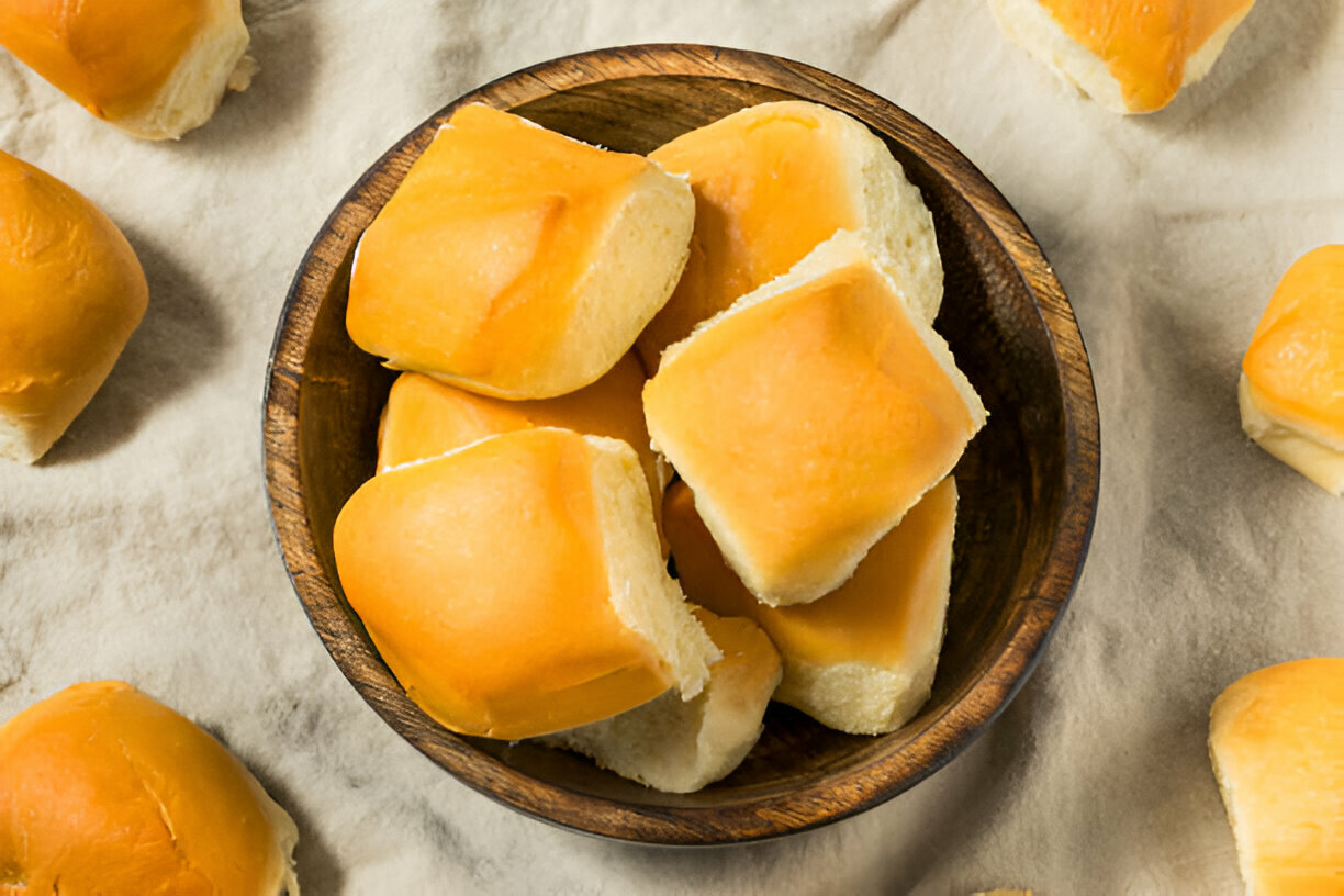 Amish Dinner Rolls