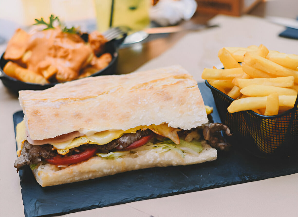 Cheeseburger crunch wrap