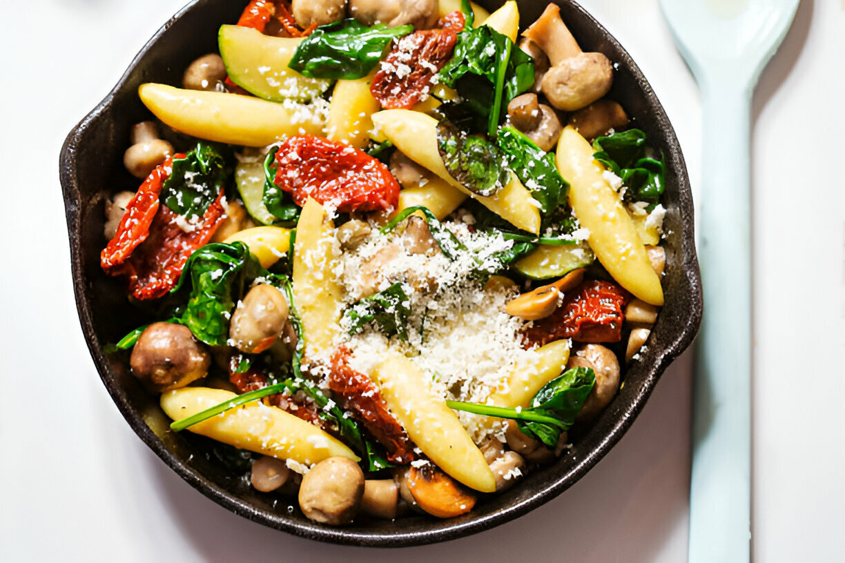 Creamy Sun-Dried Tomato Vegan Pasta