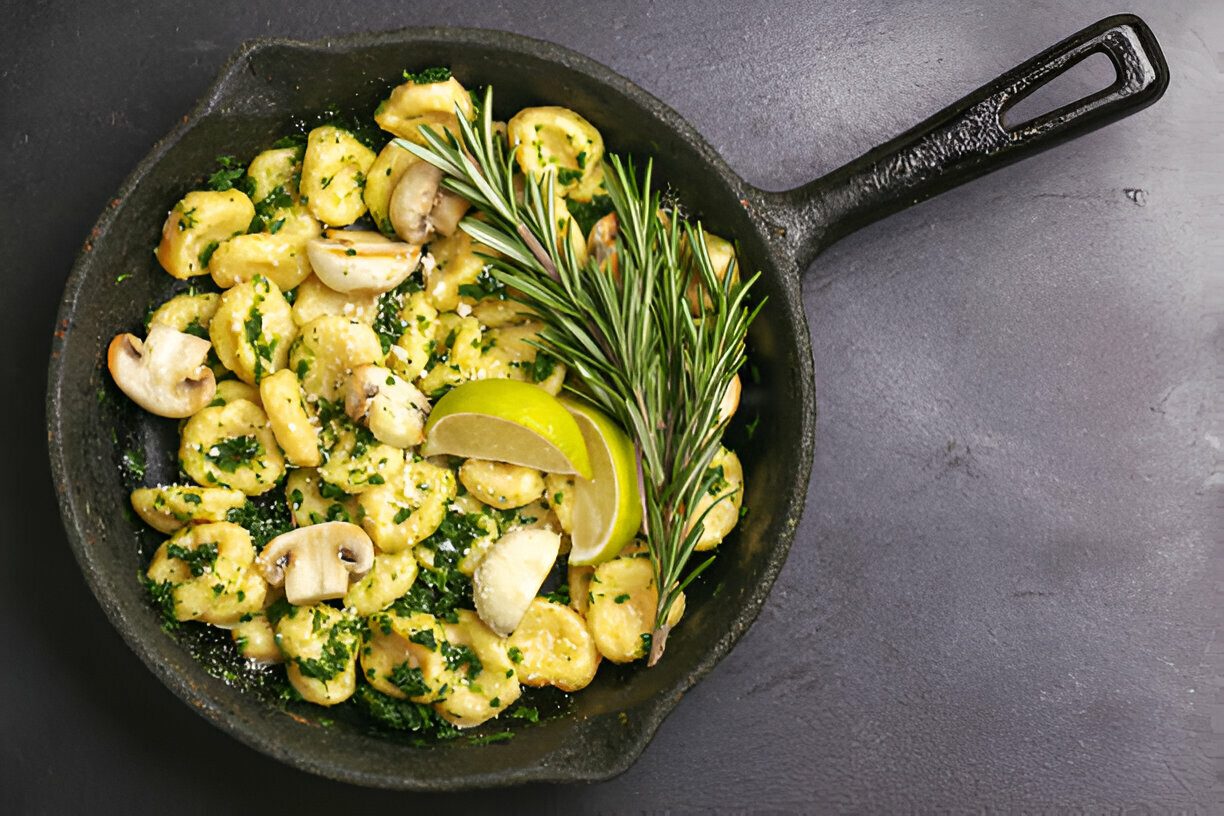 Creamy Vegan Gnocchi Skillet