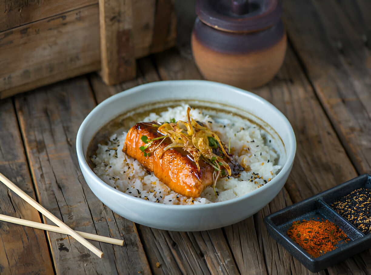 Crispy Salmon & Rice Bowl