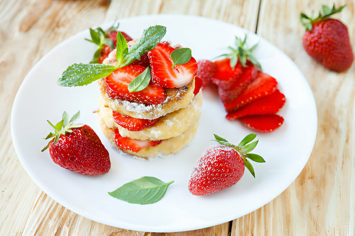 Fried Strawberry Cheesecake Sandwiches