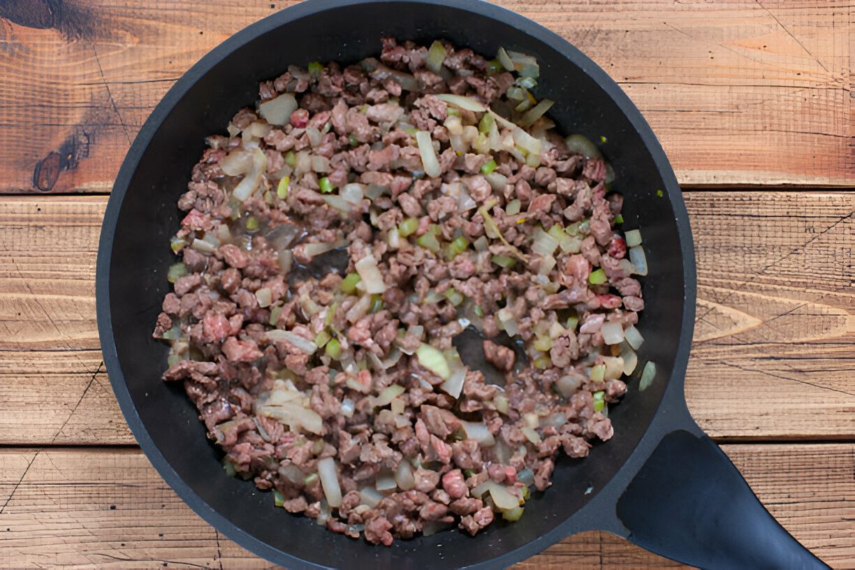 Hearty Ground Beef and Cabbage Skillet