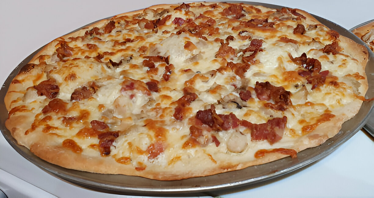 Homemade Chicken Bacon Ranch Pizza