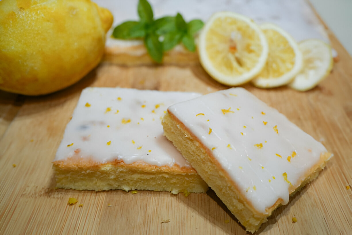 Lemon Cream Cheese Bars Recipe