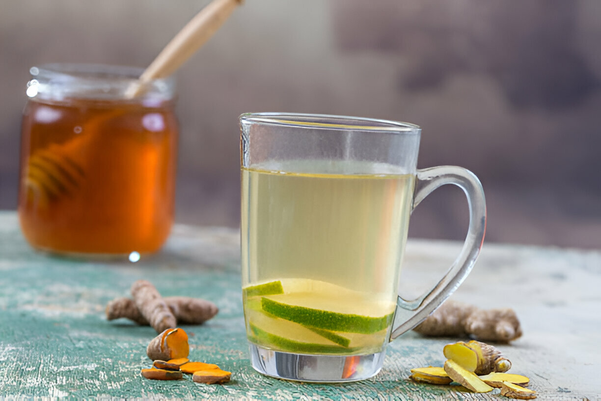 Lemon Ginger Iced Green Tea with Honey