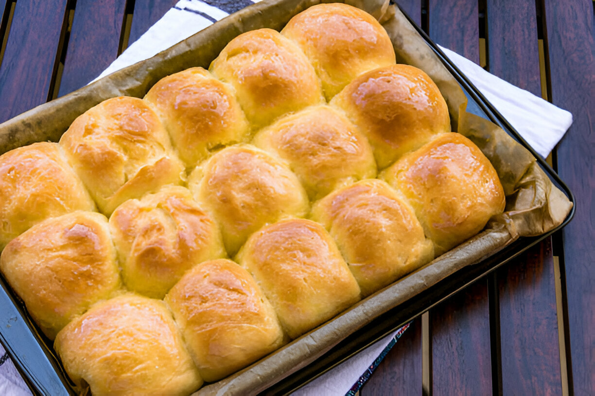 Old Fashioned Yeast Rolls