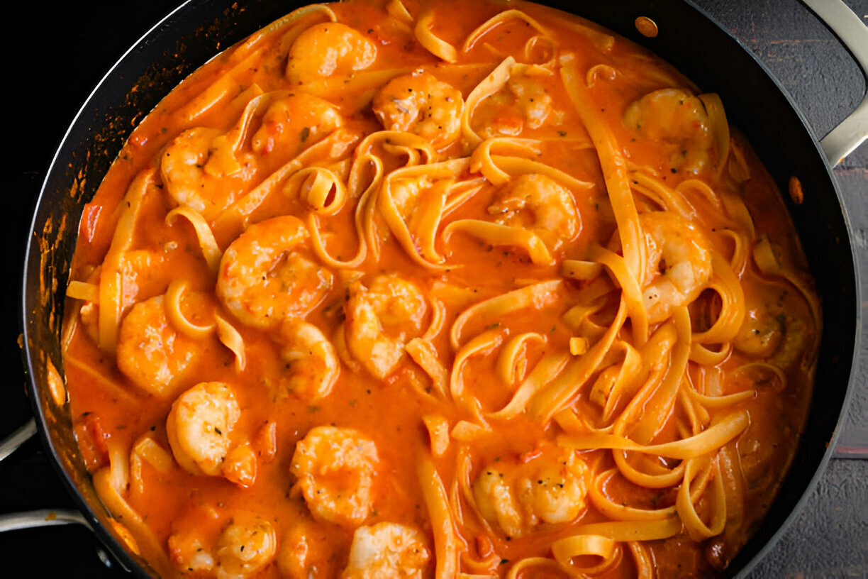 One Pan Creamy Tomato Pasta