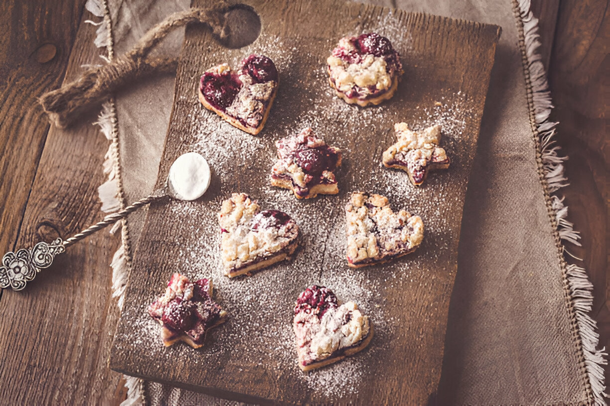 Raspberry Crumble Cookies