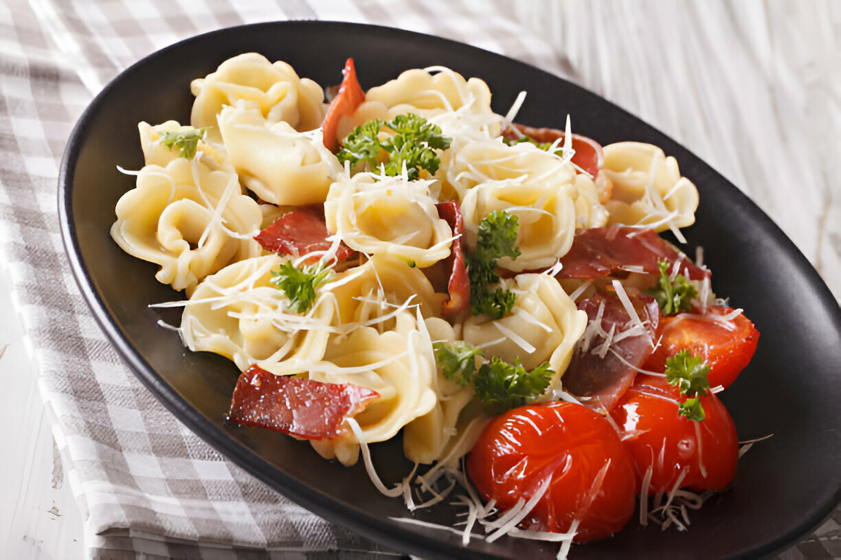 Salami-Mozzarella Tortellini Pasta Salad