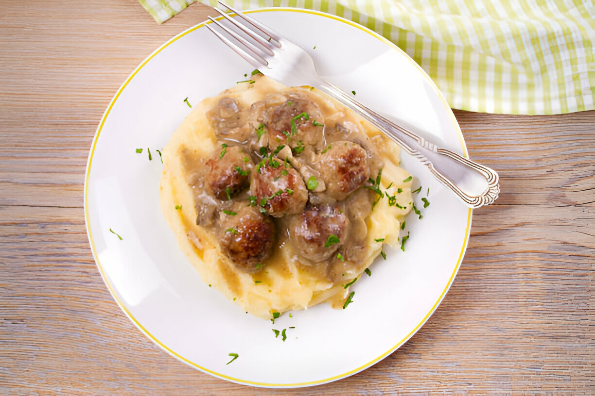 Salisbury Meatballs and Mashed Potatoes Recipe