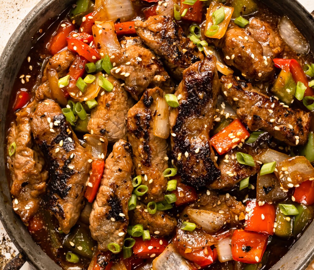 Sizzling Chinese Pepper Steak with Onions